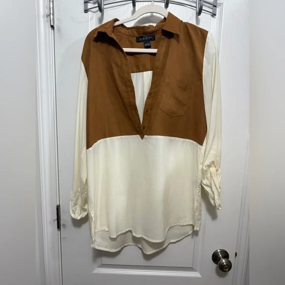 August Silk Women’s L Blouse Faux Suede Brown Cream Western Neutral Career EUC - Picture 11 of 16
